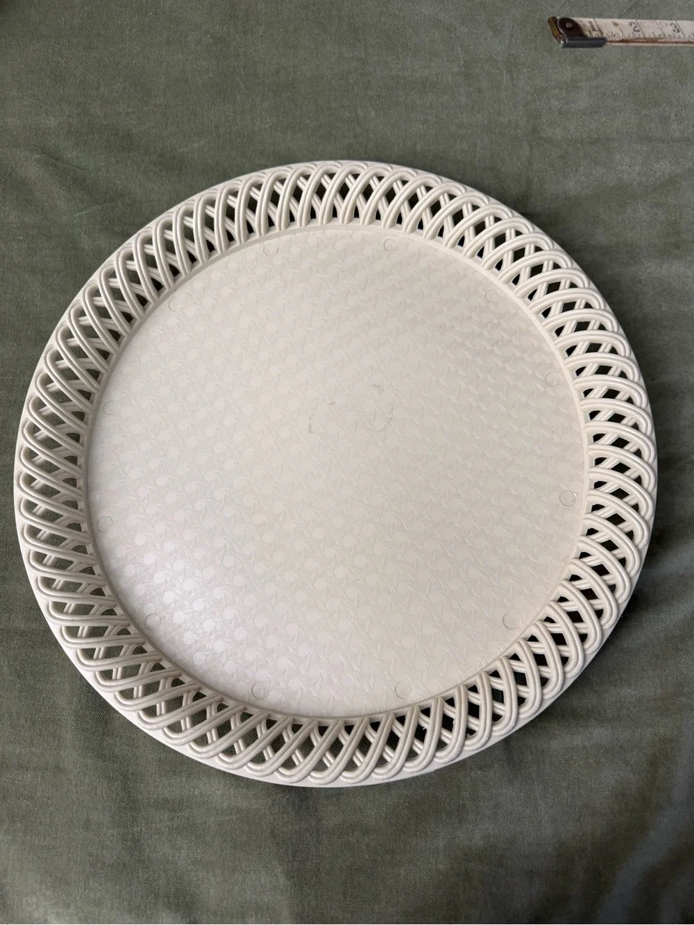 Action Industry Inc cream Decorative Woven-Edge Plastic Serving Platter